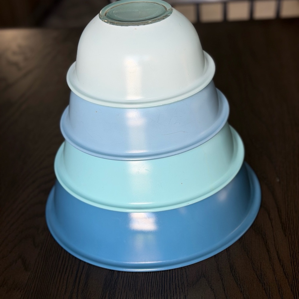RARE Vintage Pyrex 1980s Bowls Moody Blues Set of 4 Mixing Bowls